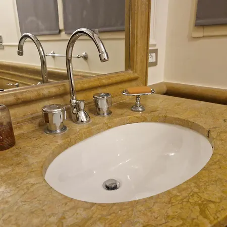 Lägenhet Prestigioso Appartamento Sul Lungarno Firenze *